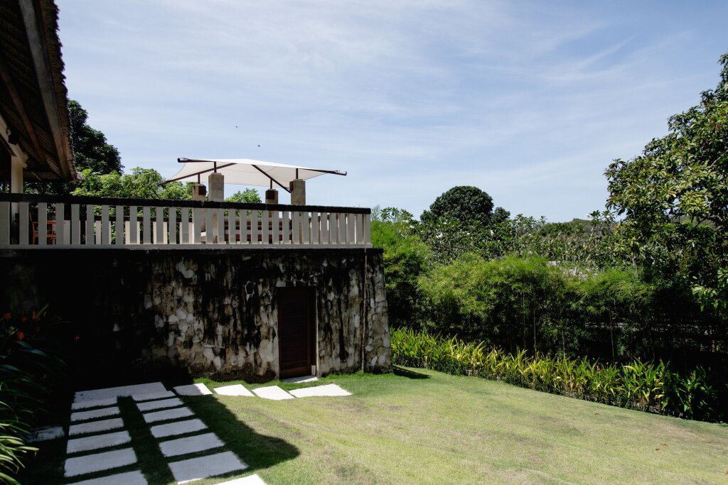 Двухместный люкс с видом на внутренний двор REVĪVŌ Wellness Resort Nusa Dua Bali