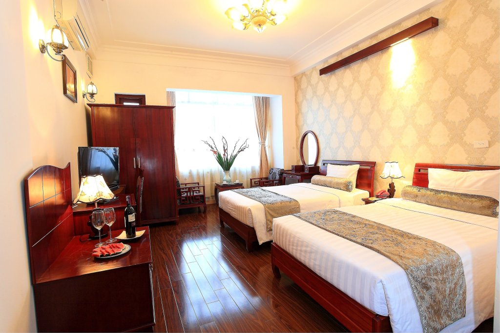 Двухместный номер Deluxe Hanoi Luxury Hotel