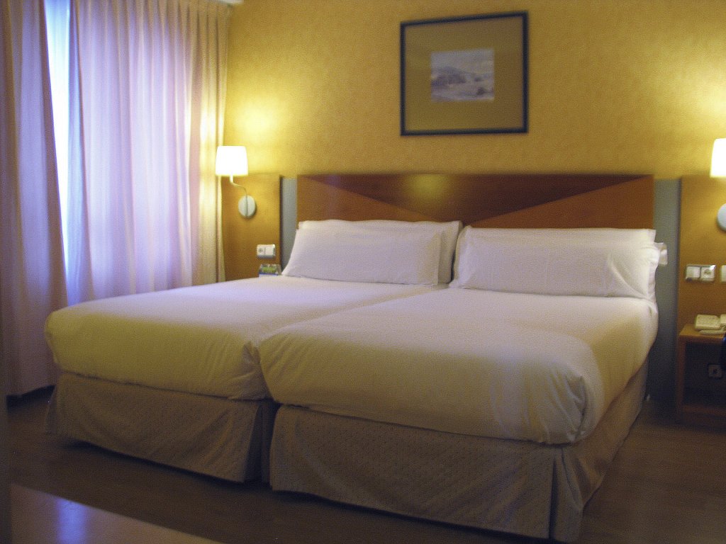 Двухместный номер Standard Oca Villa de Avilés Hotel