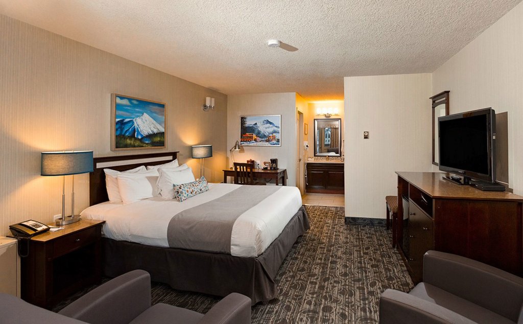 Standard Double room with mountain view High Country Inn