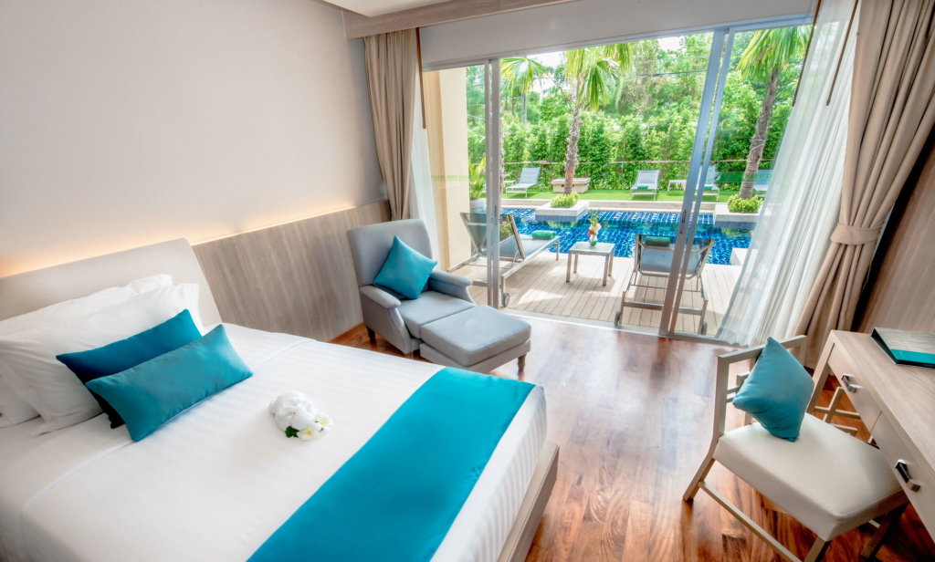 Номер Deluxe Phuket Graceland Resort and Spa