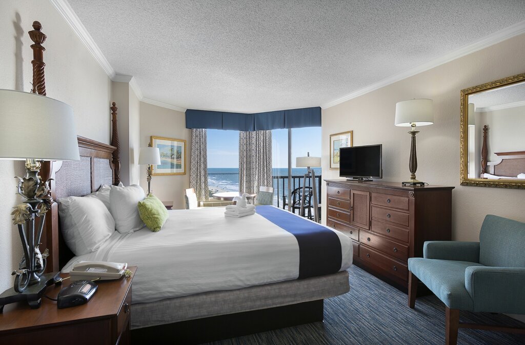 Standard Double room with ocean view Sea Crest Oceanfront Resort