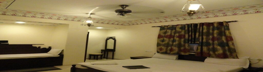Deluxe Zimmer Room Maangta 102 @ Jaipur