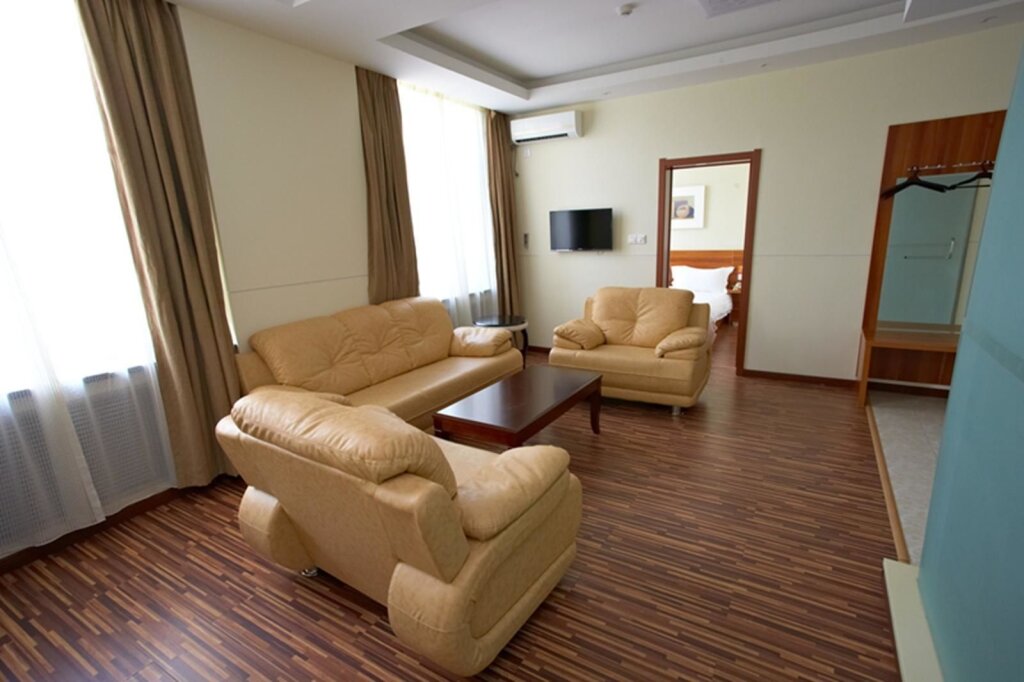 Люкс Business Jinjiang Inn Style - Harbin Qiulin Yida 1st Hospital