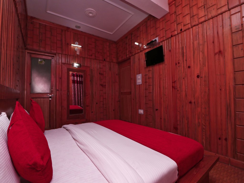 Deluxe Zimmer OYO 13760 Mount View Dhanaulti Dream