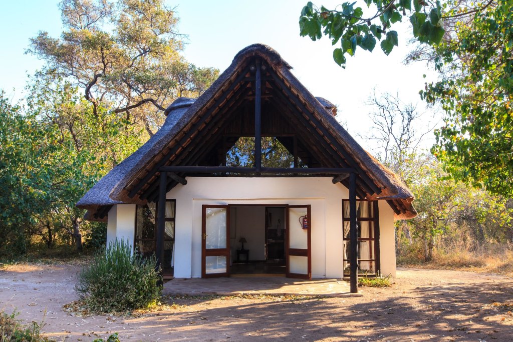 Standard Zimmer Botswana Tuli Game Reserve - Africa's Finest