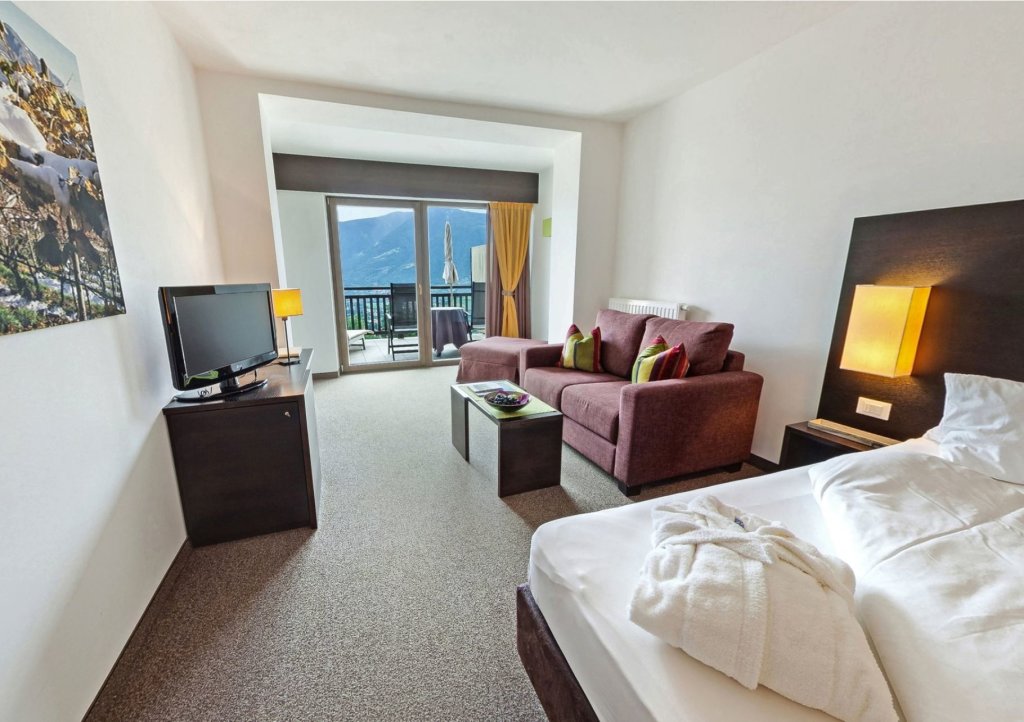 Deluxe Doppel Zimmer mit Balkon Hotel Der Weinmesser