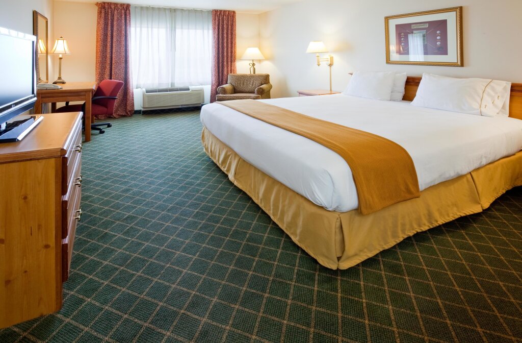 Номер Standard Holiday Inn Express & Suites Yankton, an IHG Hotel