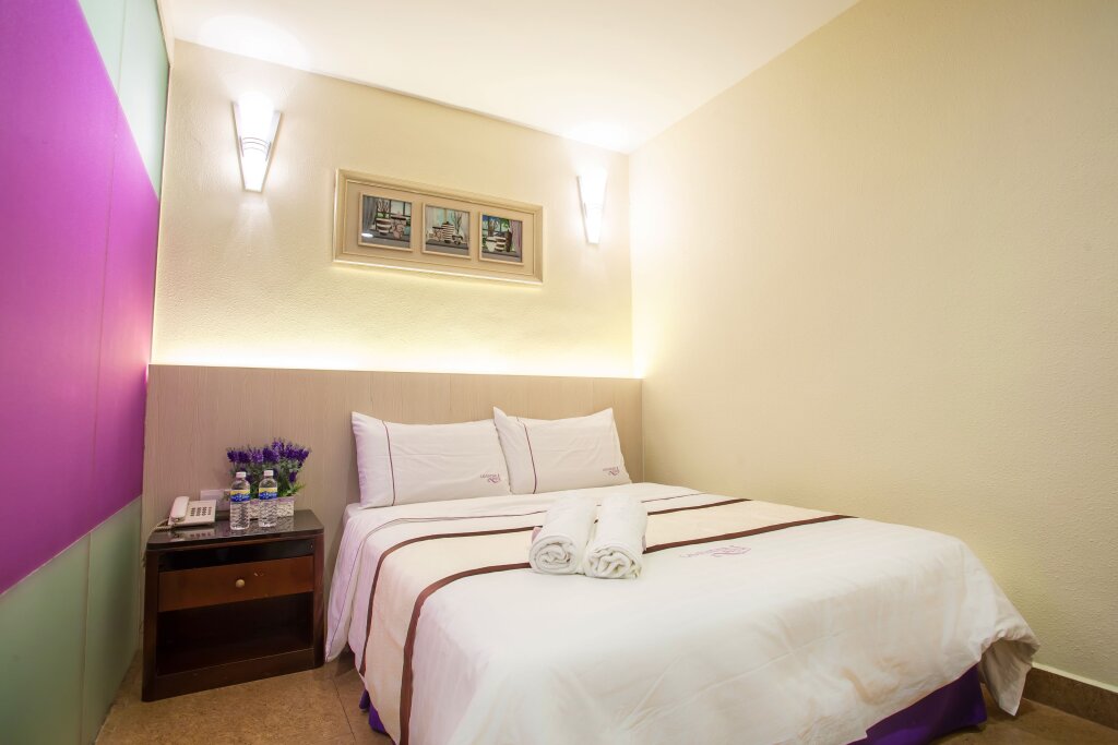 Superior Double room Lavender Inn Nusa Bestari