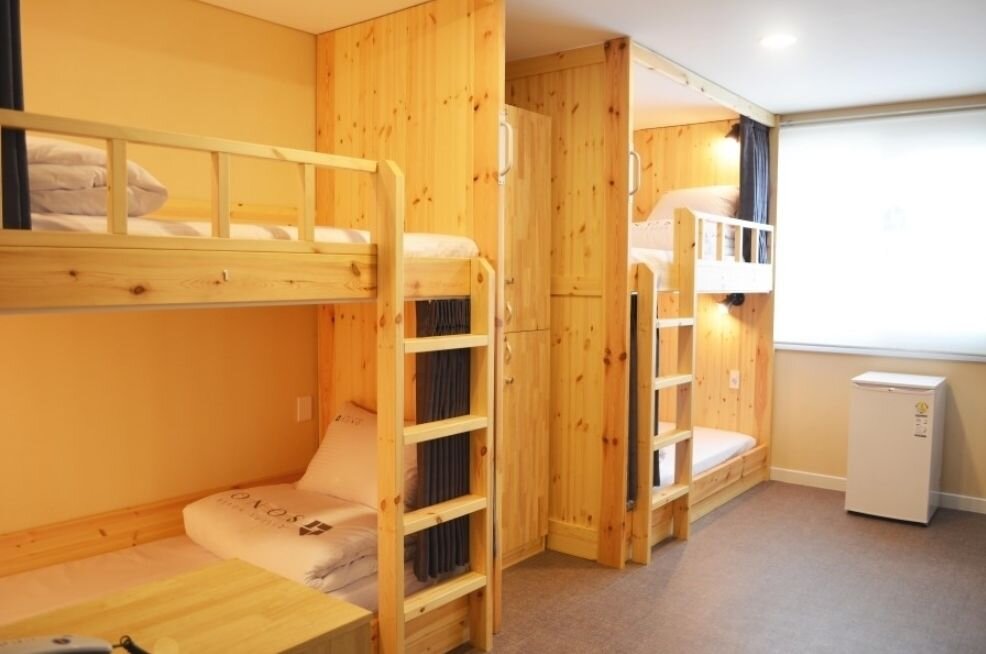 Кровать в общем номере (мужской номер) Casual House Sono