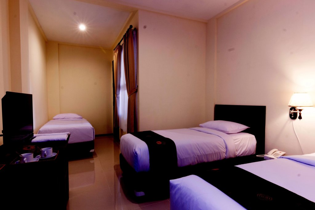Superior room Manggar Indonesia Hotel