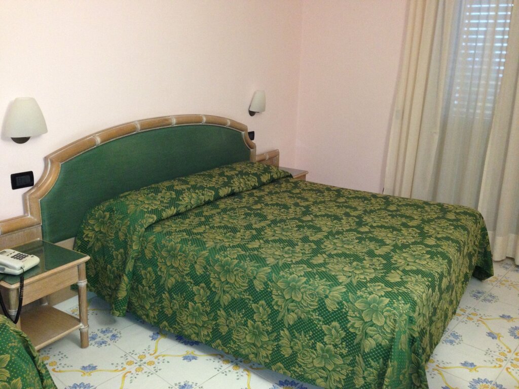 Семейный номер Standard Hotel Terme Saint Raphael