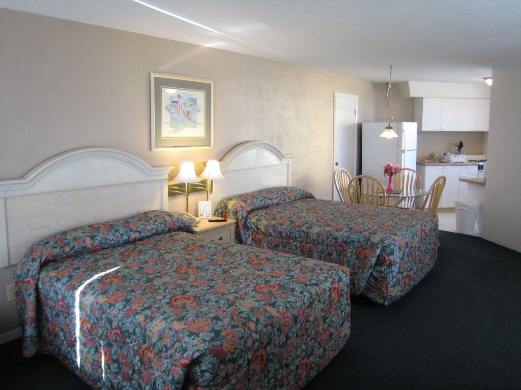 Standard Zimmer mit Balkon Ocean Court Beachfront Hotel