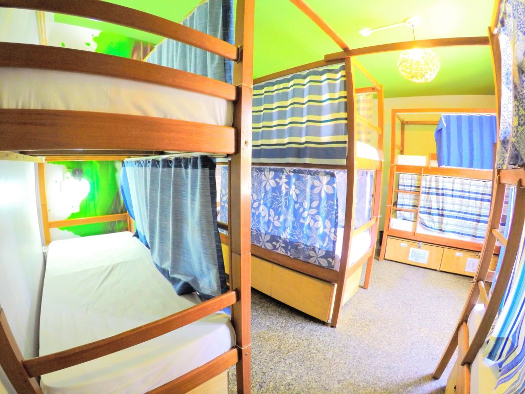 Кровать в общем номере Local Hostel Manaus