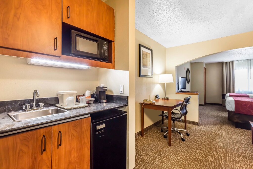 Suite cuádruple Comfort Suites North Dallas
