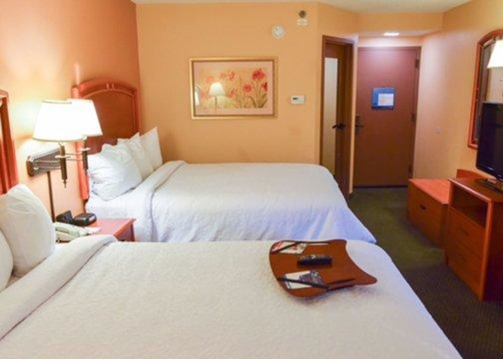 Standard Quadruple room Quality Inn Florissant-St Louis