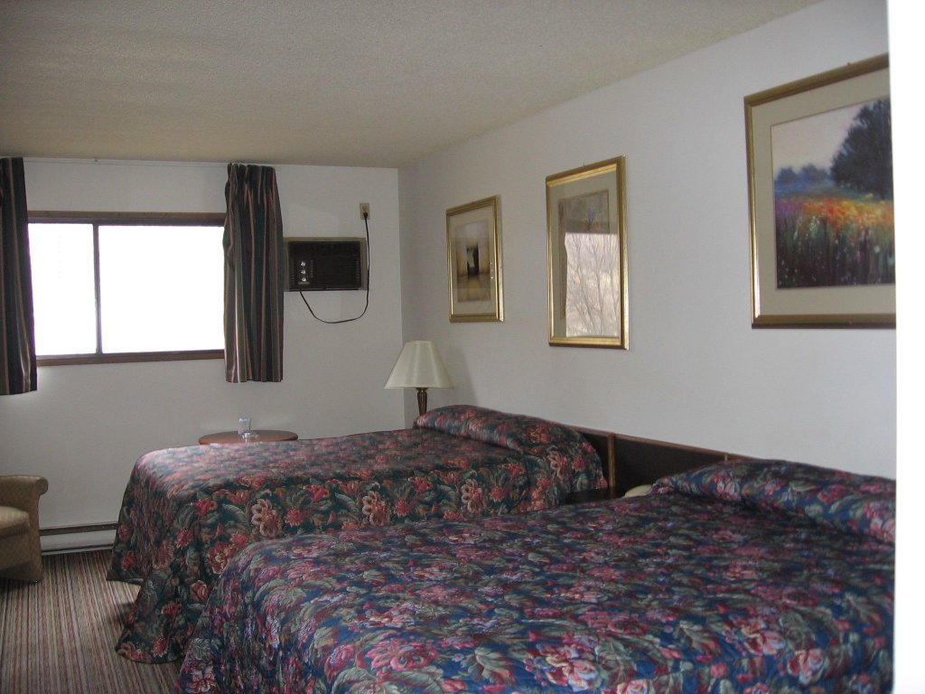 Standard room Ashcroft River Inn