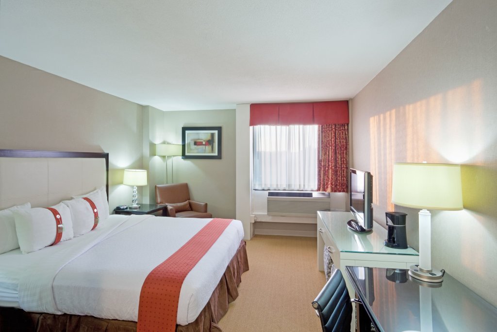 Номер Standard Holiday Inn Boston - Dedham Hotel & Conference Center, an IHG Hotel