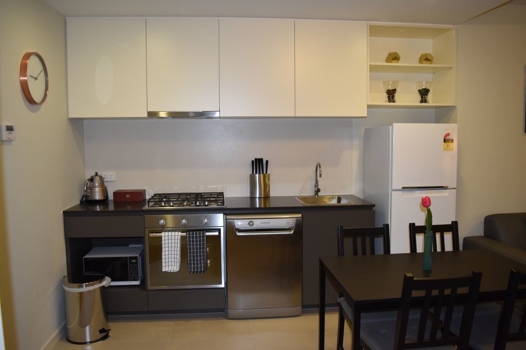 2 Bedrooms Standard Apartment Melbourne SkyHigh Apartments