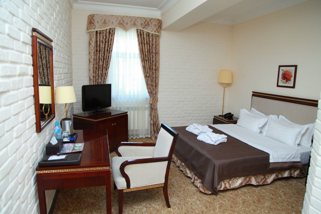 Suite Zarafshan Grand Hotel