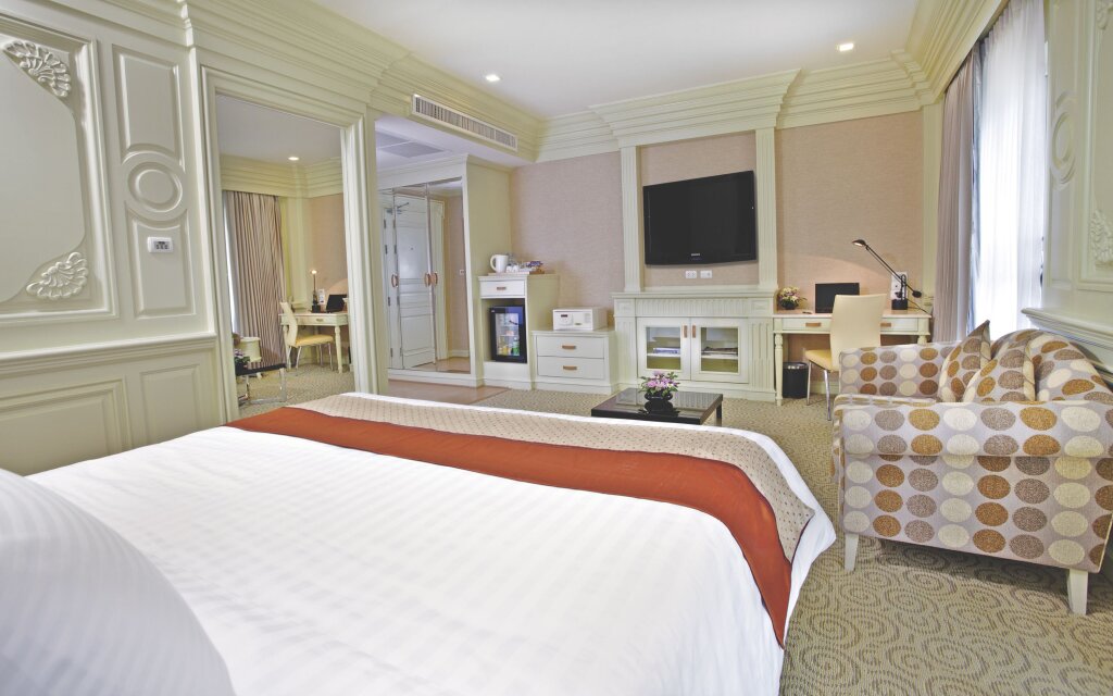 Номер Deluxe Отель "Kingston Suites Bangkok" отлично