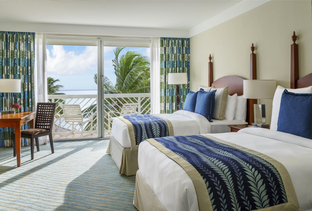 Standard Doppel Zimmer mit Hafenblick Lighthouse Pointe at Grand Lucayan