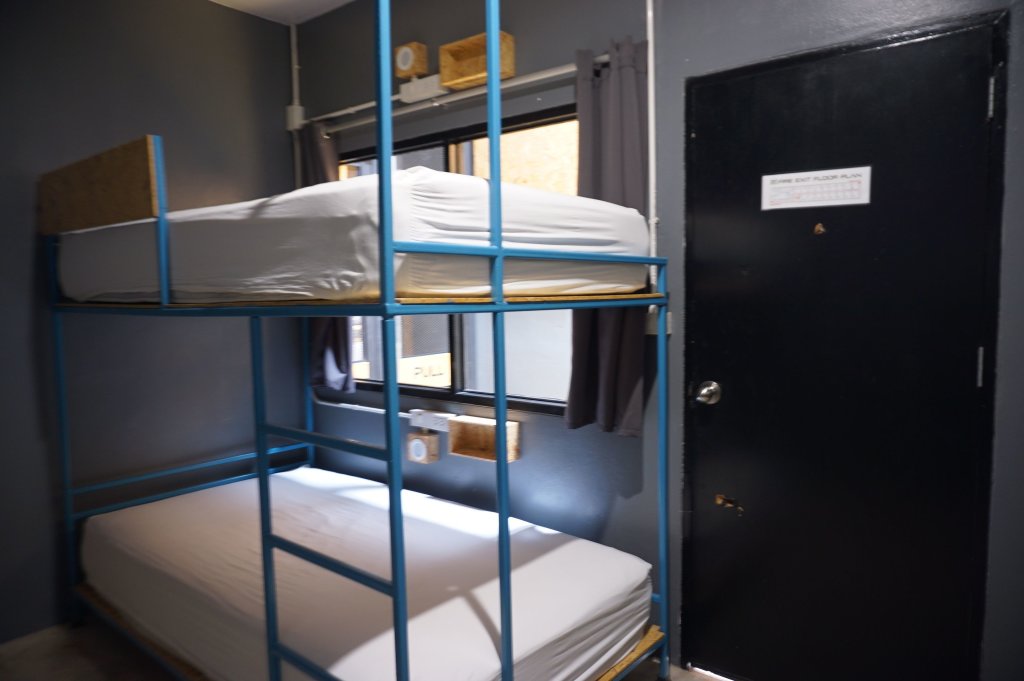 Кровать в общем номере Bed Hostel