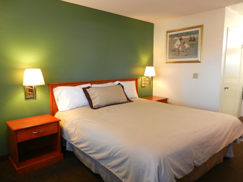 Standard Zimmer Simply Home Inn & Suites - Riverside