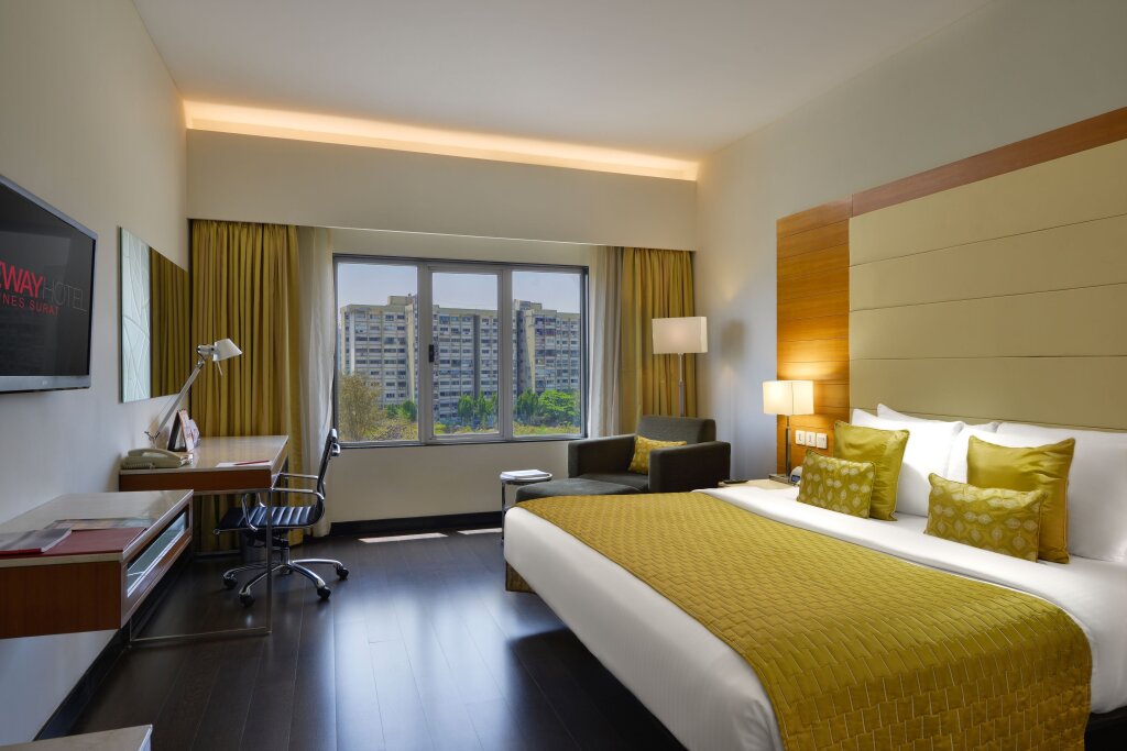 Standard Double room with city view Surat Marriott Hotel