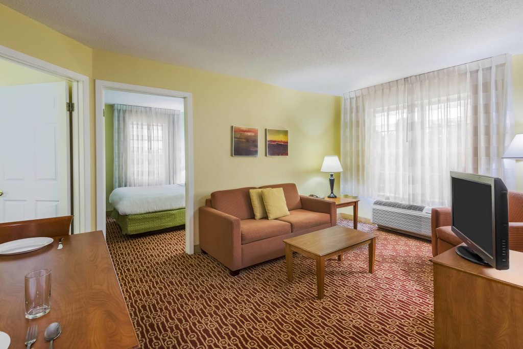 Suite 2 dormitorios TownePlace Suites Albany/SUNY