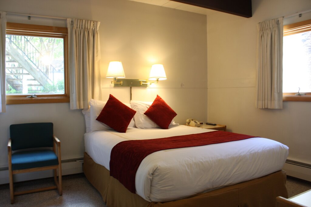 2 Bedrooms Standard room St Moritz Lodge and Condominiums