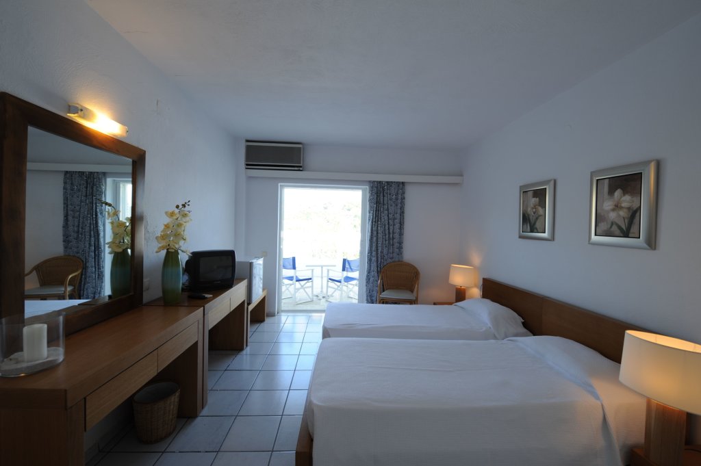 Двухместный номер Classic с видом на море Cape Kanapitsa Hotel & Suites