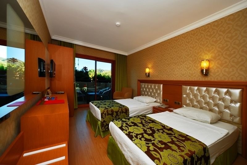 Standard famille chambre avec balcon Pasabey Hotel