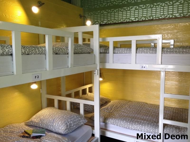 Кровать в общем номере Laksameenarai Guesthouse - Hostel