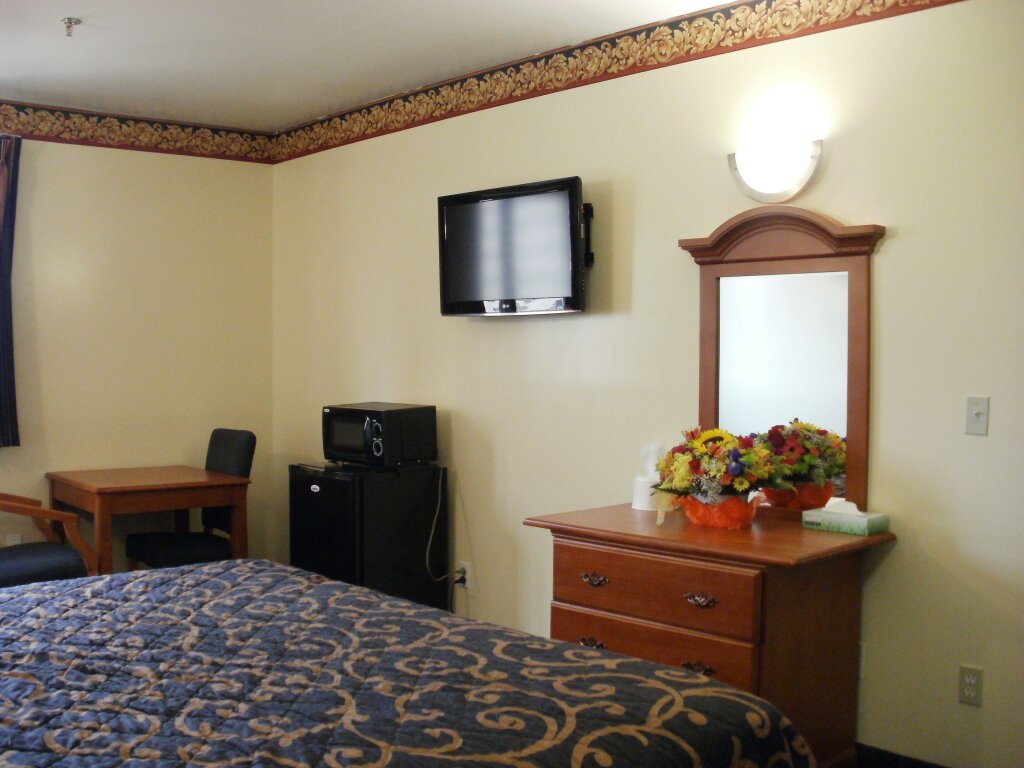 Standard room Galaxy Motel