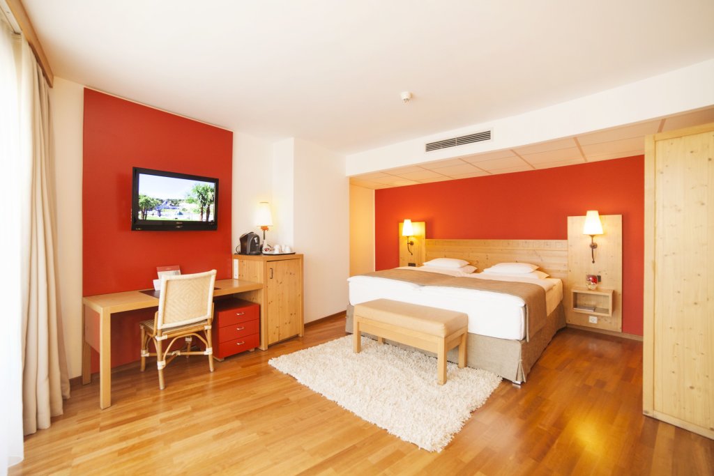 Junior-Suite mit Gartenblick Rogner Hotel Tirana