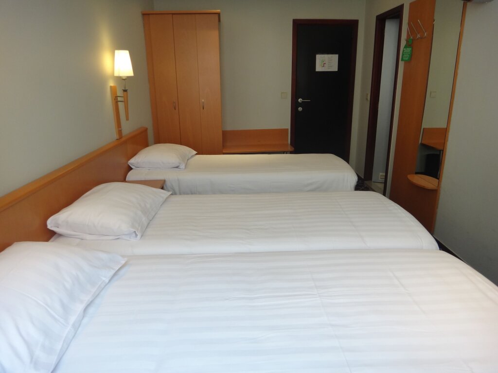 Standard triple chambre Safestay Brussels Grand Place