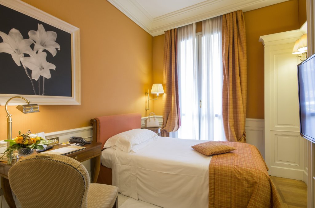 Standard Single room Hotel Corona d'Oro