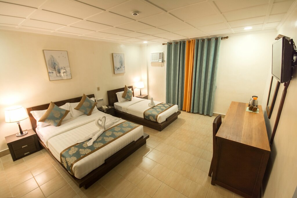 Standard room Royal Park Resort Boracay