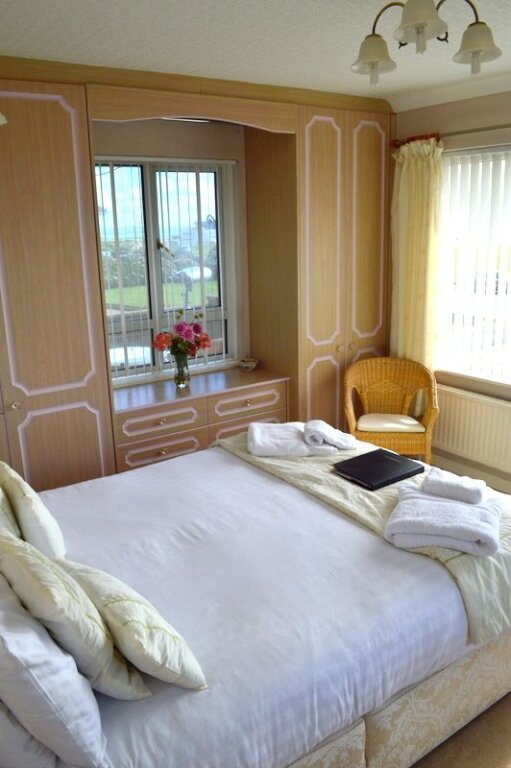 Standard Doppel Zimmer mit Meerblick Watersedge Guest House