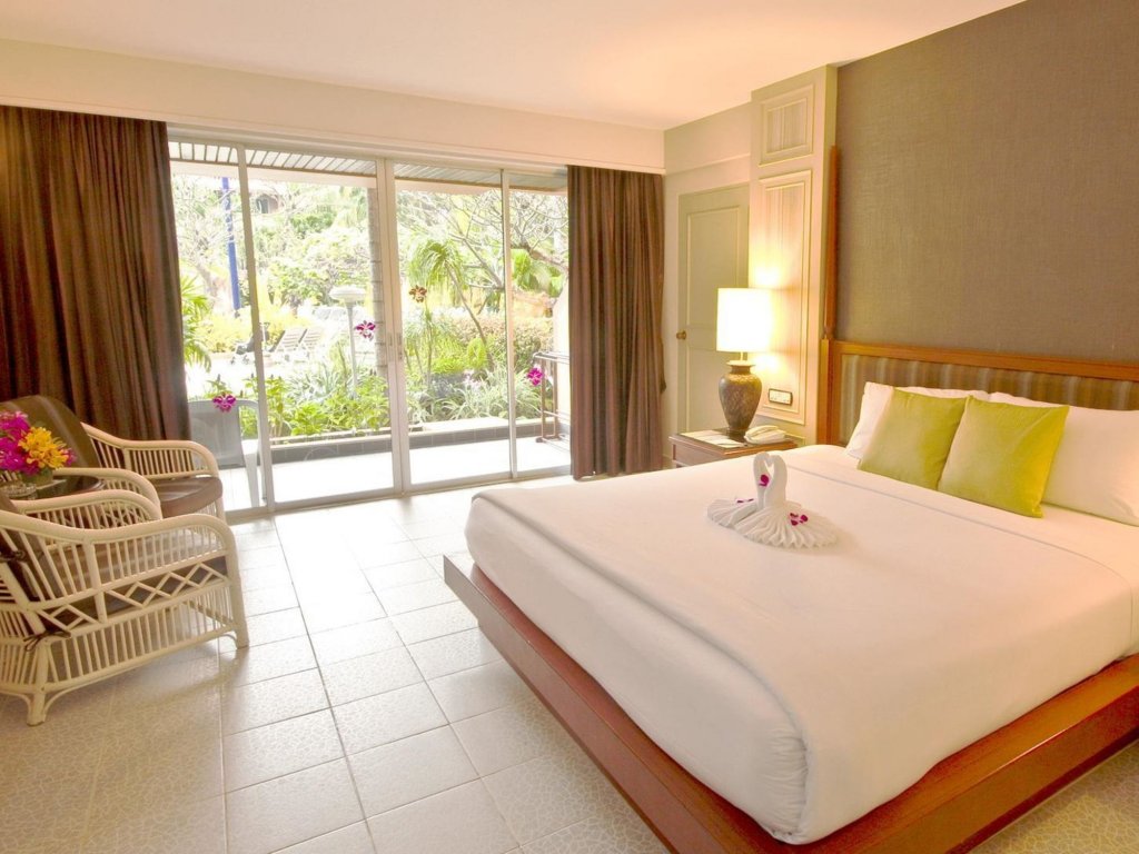 Deluxe room Phuket Orchid Resort and Spa - SHA Extra Plus