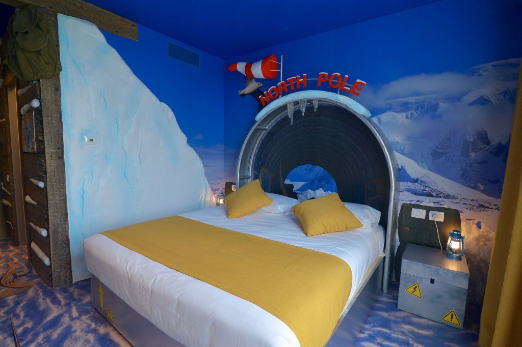 Номер Arctic Adventure Gardaland Adventure Hotel