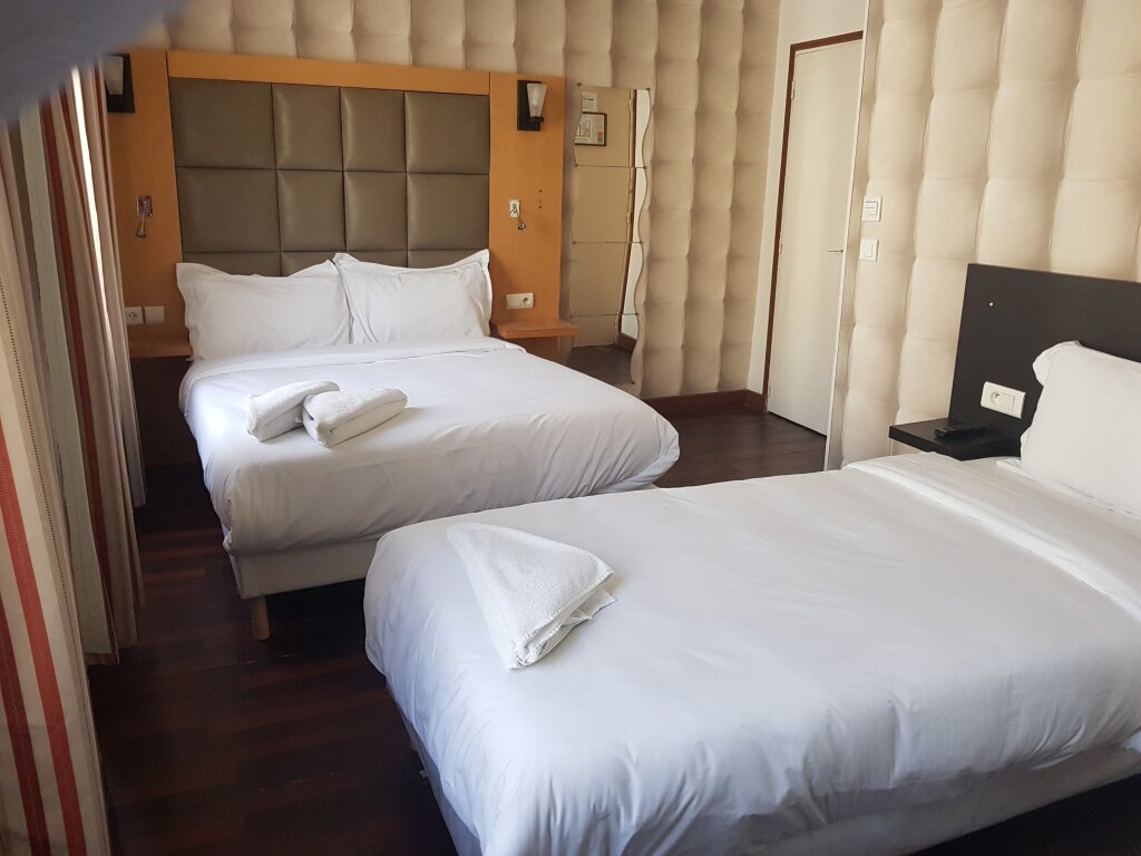 Standard Dreier Zimmer Hotel de France