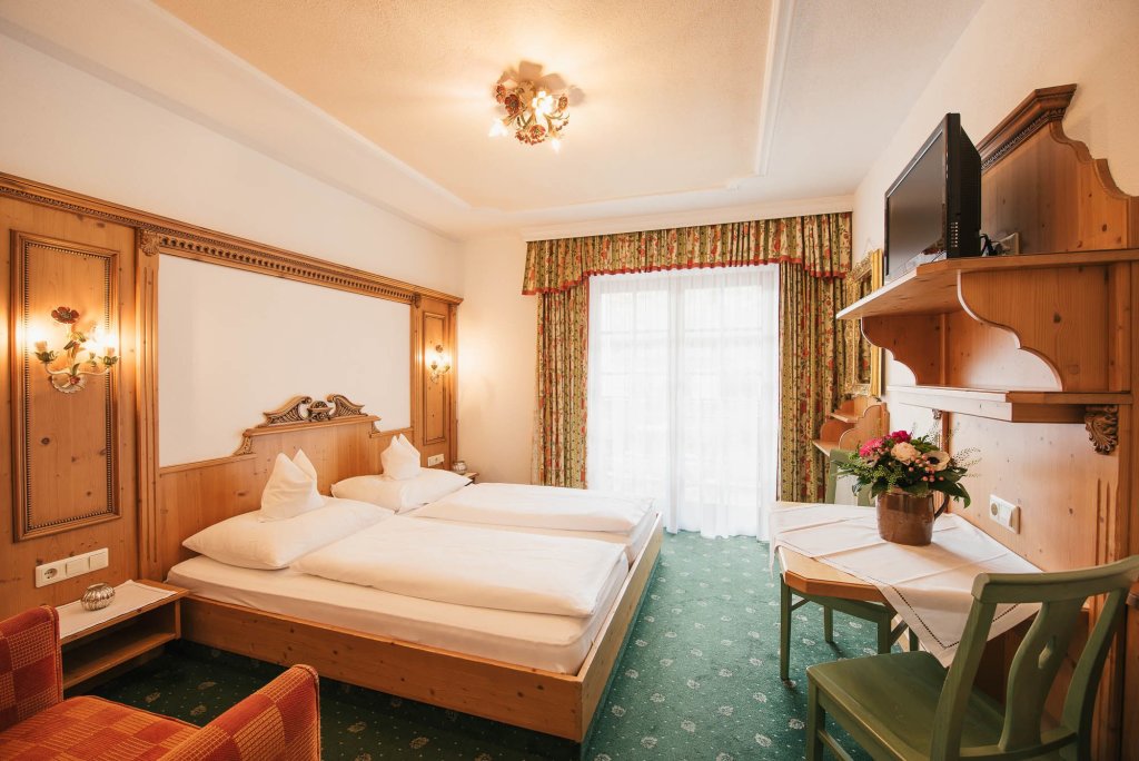 Standard Doppel Zimmer Hotel Hoferwirt