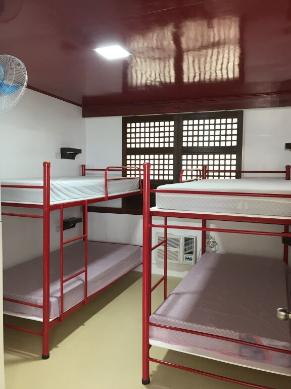 Кровать в общем номере (женский номер) Casa Arrieta Hostel