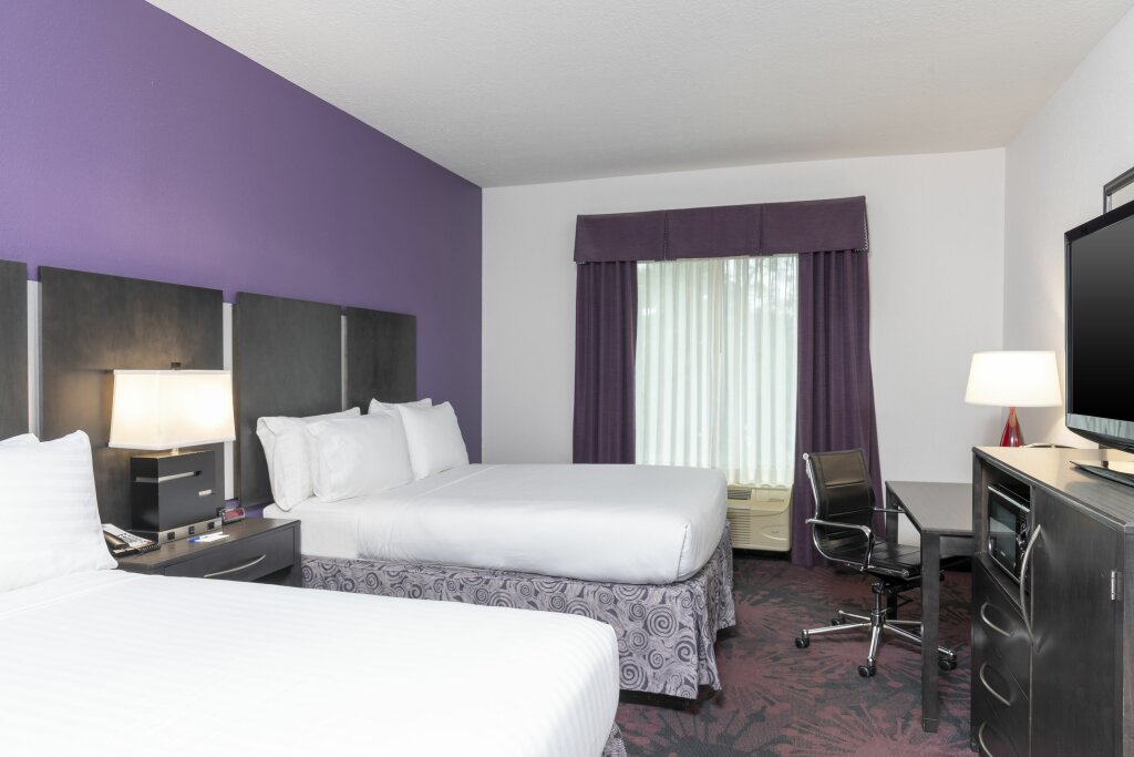 Suite Holiday Inn Express & Suites Columbus