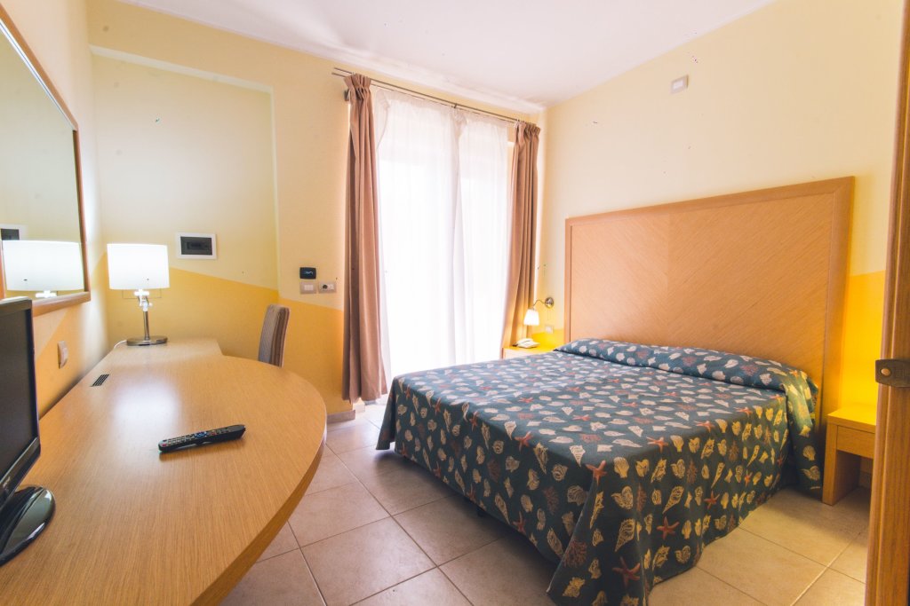 Standard Doppel Zimmer Villaggio Costa Blu