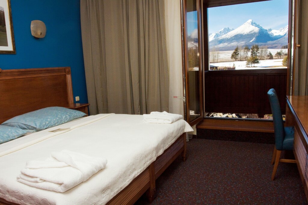Komfort Doppel Zimmer mit Balkon und mit Bergblick Hotel International