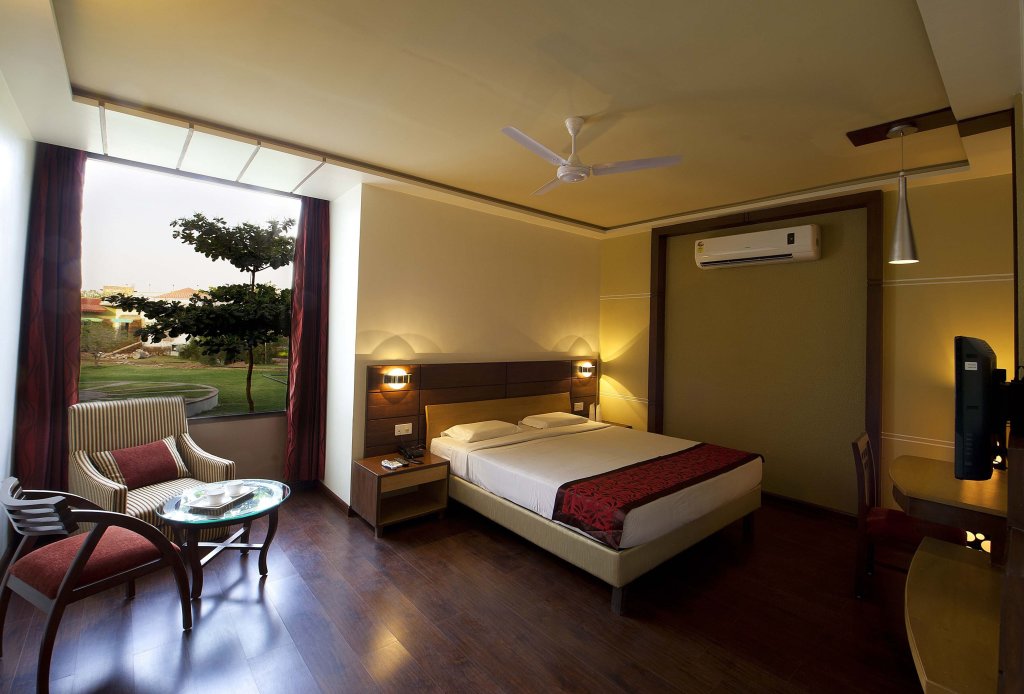 Standard room Lariya Resort