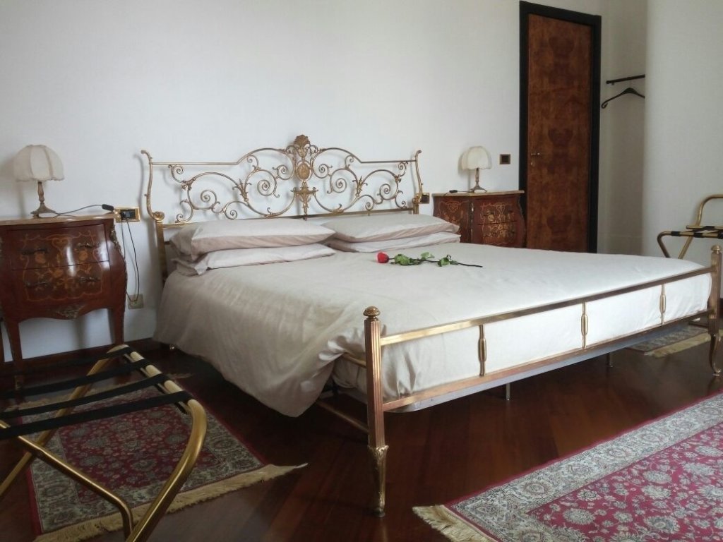 Двухместный номер Deluxe c 1 комнатой с видом на сад Villa Puccini Bed & Breakfast